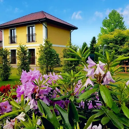 17 Apartament *